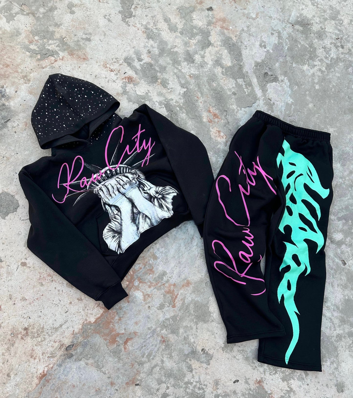 ECLIPSE TRACKSUIT – BLACK